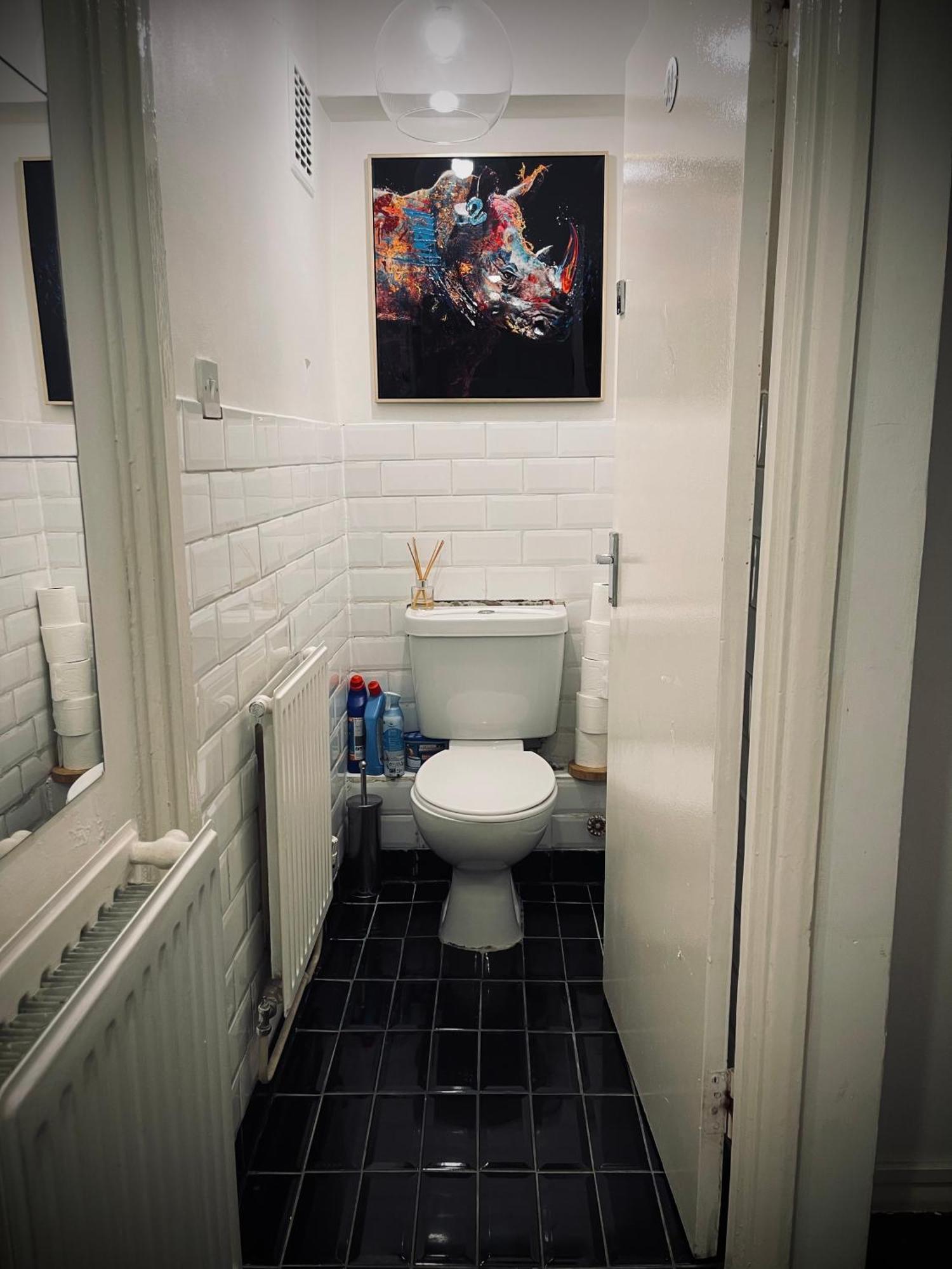 R1 Superking Sized Bed & 65" Tv On The Wall In Clapham Διαμέρισμα Λονδίνο Εξωτερικό φωτογραφία